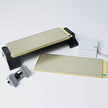 Diamond sharpening plates with base holder and honing guide